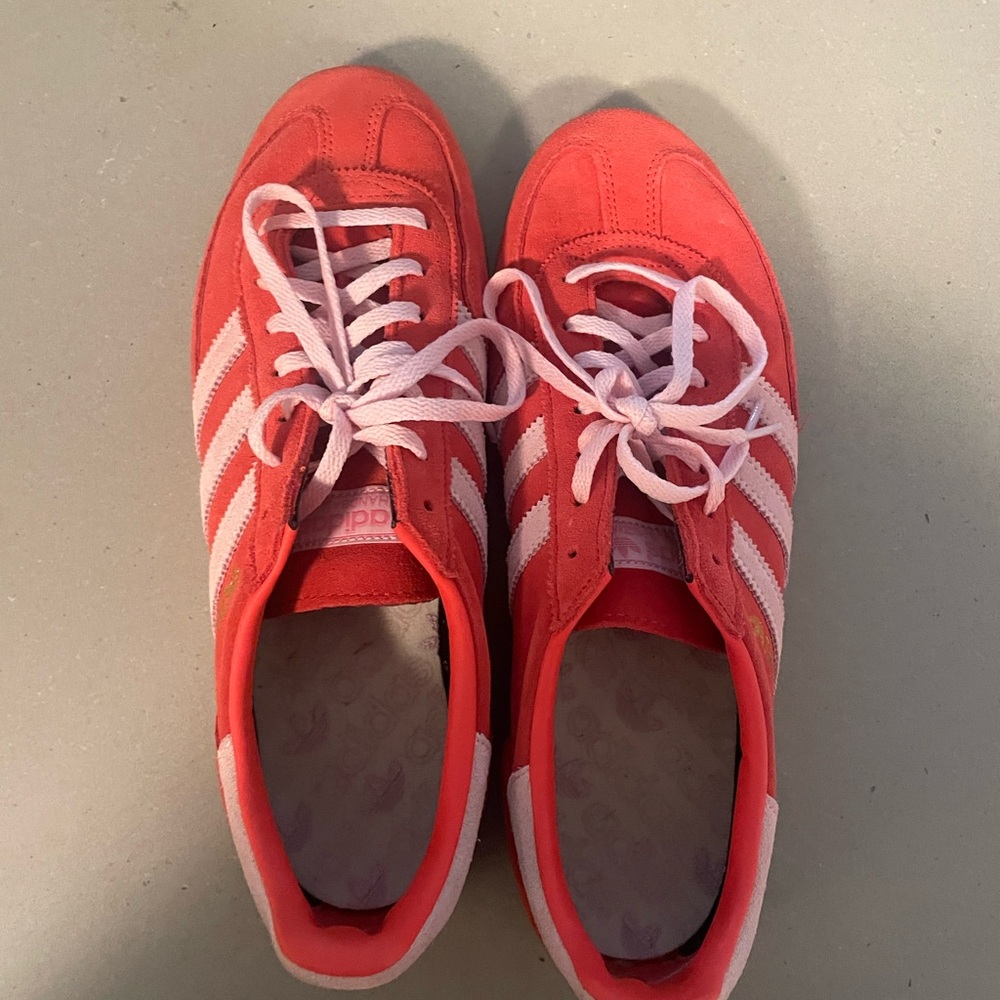Adidas Speziale Red/Pink stripes women’s size 12